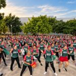 Ritmos latinos reúnen a 500 personas en macroclase en el Kukulcán